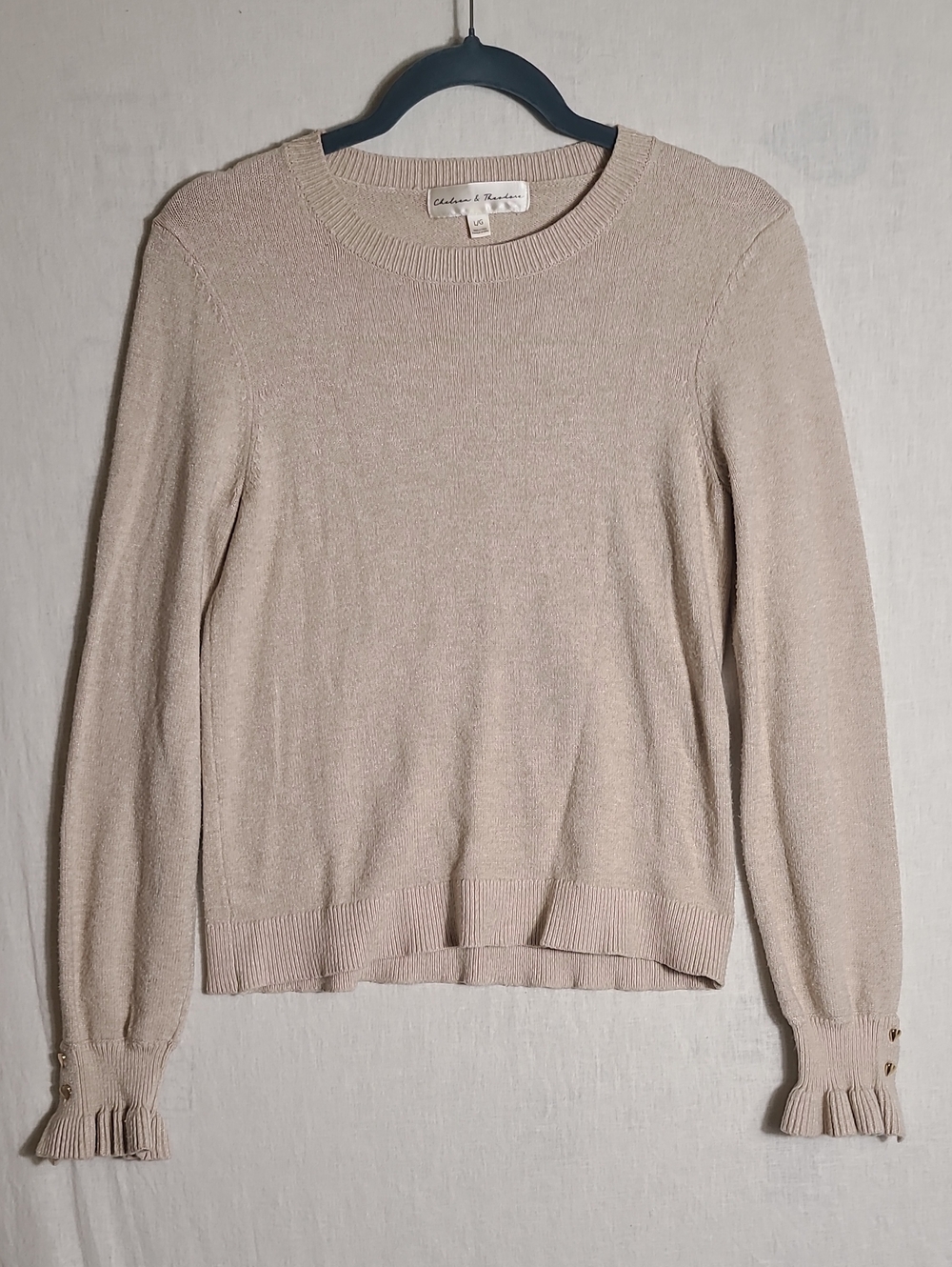 Chelsea And Theodore Crewneck Sweater in Beige Flutter Sleeve Gold Heart Size L